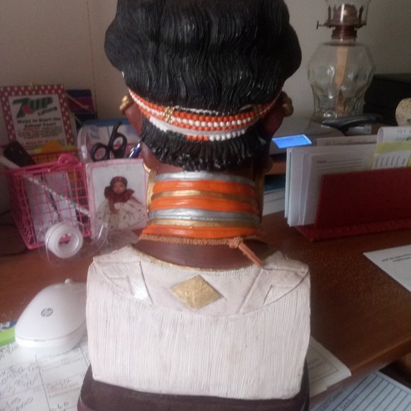 Collectibles - Picture 14 of 16